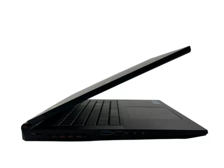 LAPTOP GIGABYTE G7 KF RC57 17,3'' I5-12500H 16GB RAM 512GB SSD RTX4060