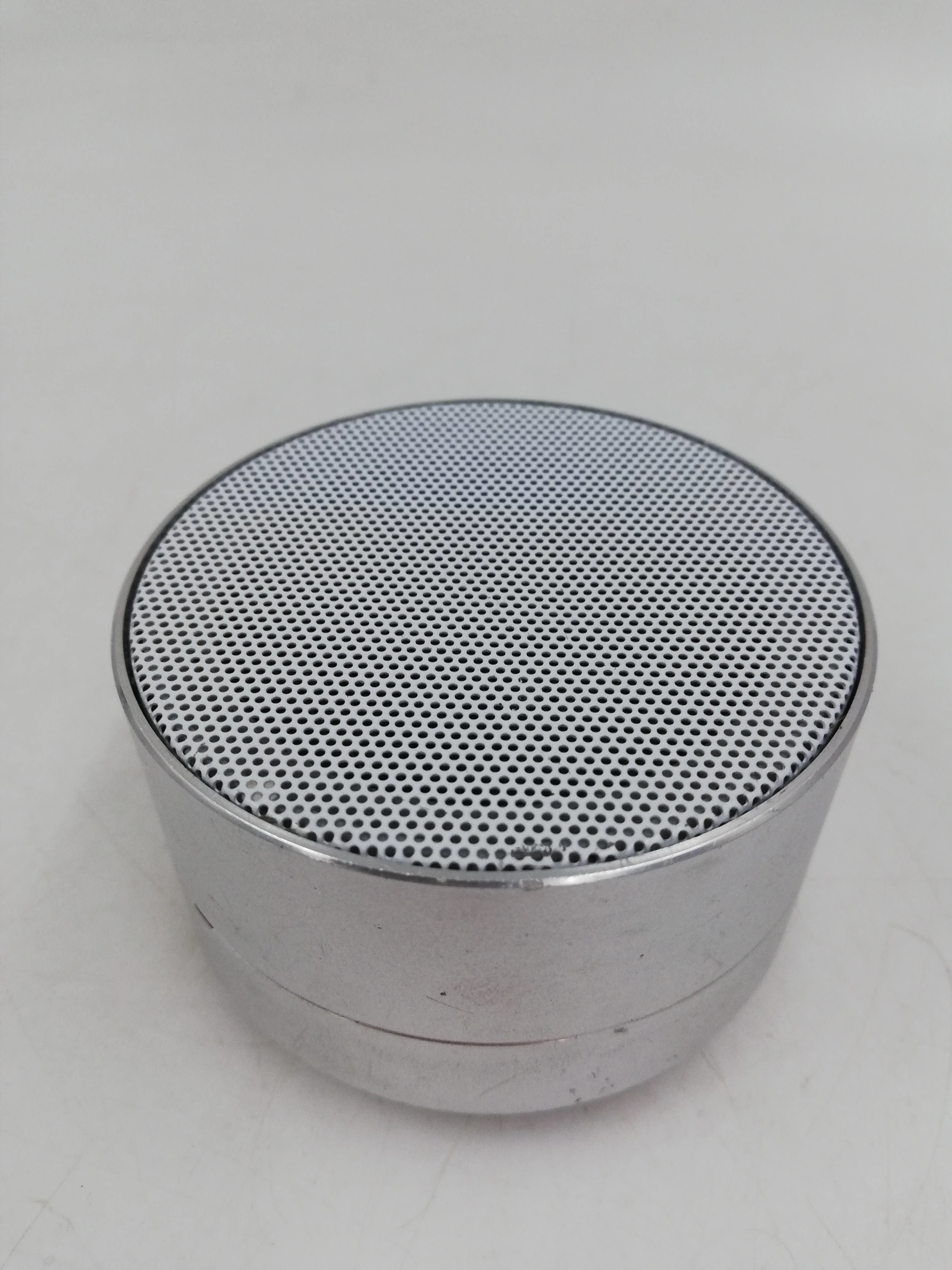 glosnik-przenosny-bt-carolina-herrera-ean-gtin-5906970061926