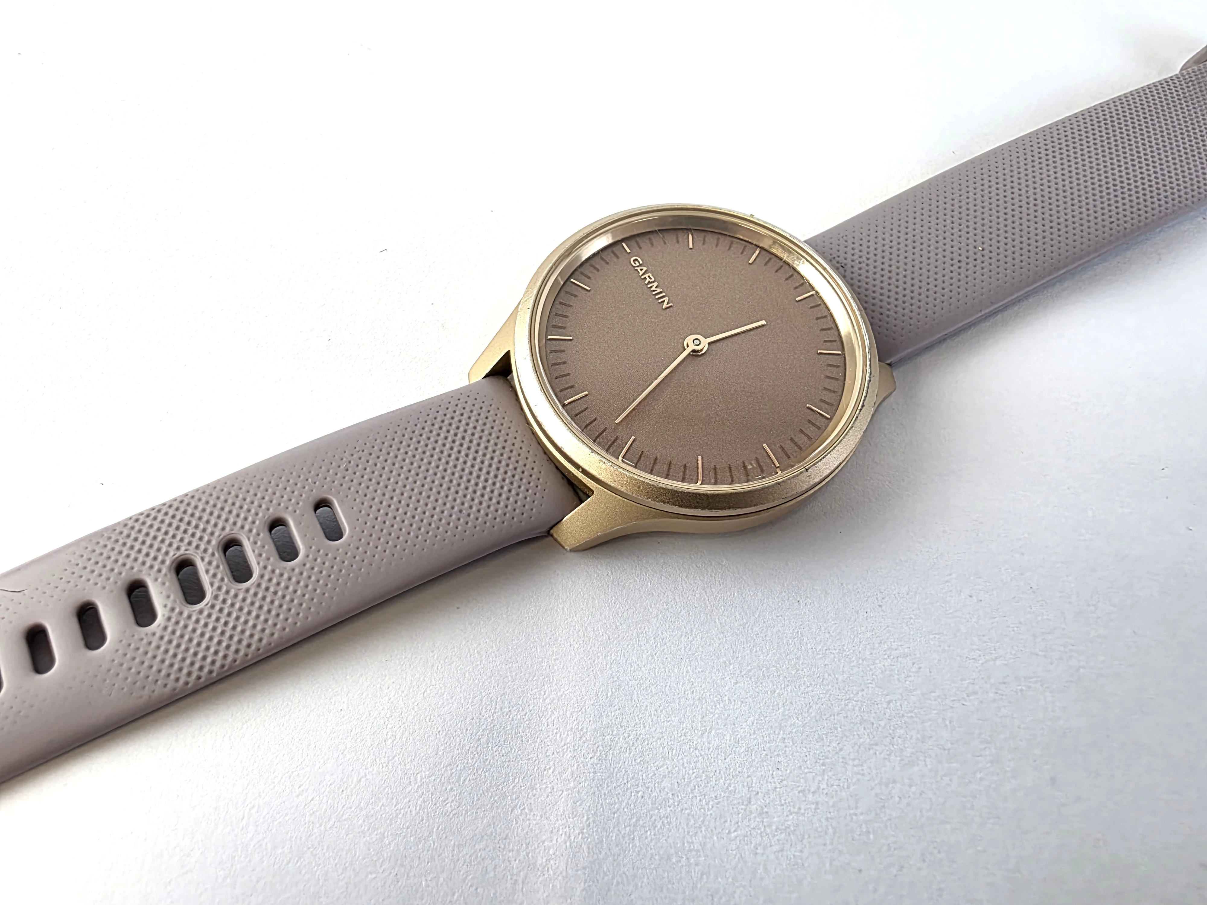 zegarek-damski-garmin-vivomove-style-hybrydowy-stan-11323-2