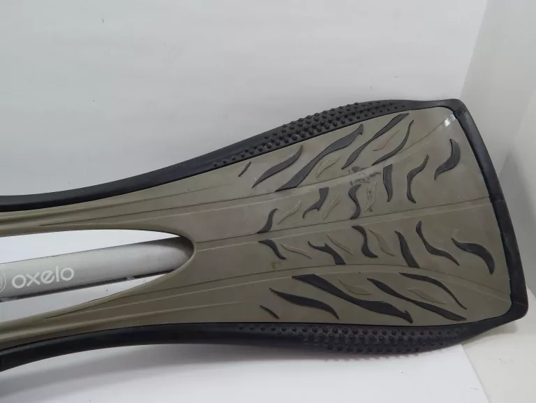 DESKOROLKA DWUKOŁOWA (WAVEBOARD) OXELO