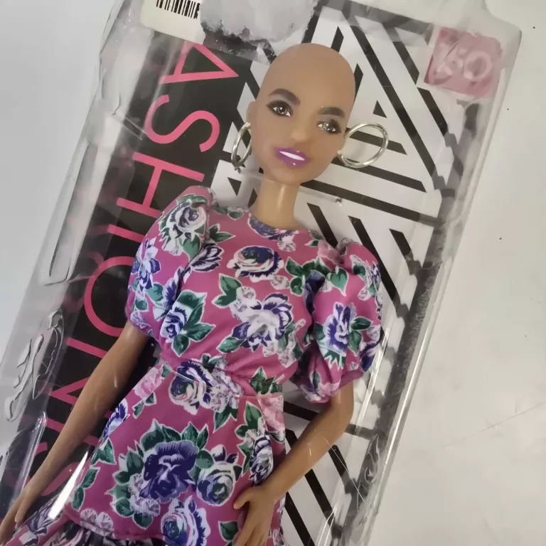 BARBIE LALKA FBR37 ŁYSA