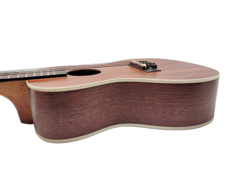 UKULELE KONCERTOWE LANIKAI LU-21C