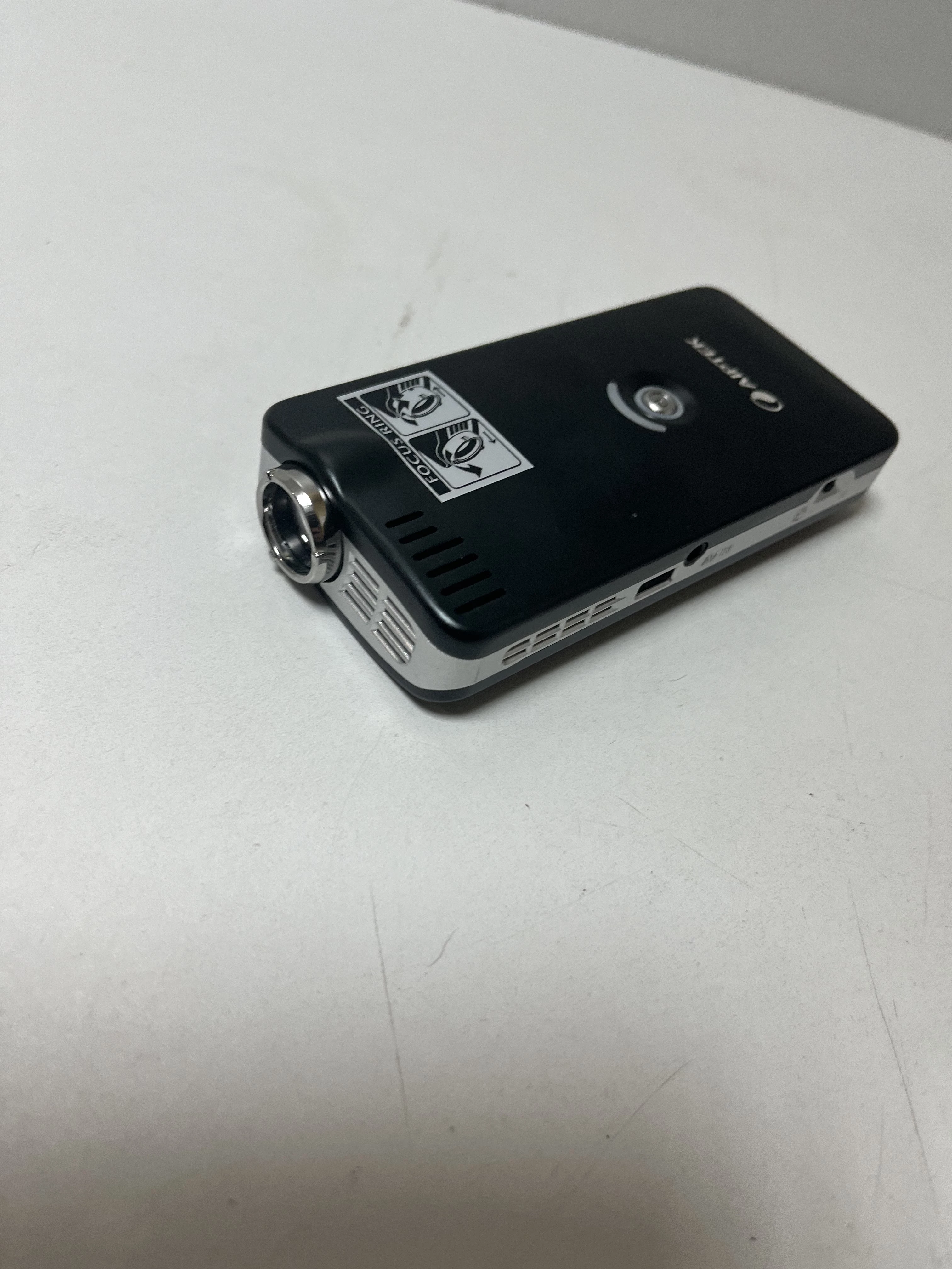 aiptek-pocketcinema-t10-pico-projector-wodna-17-chelmno