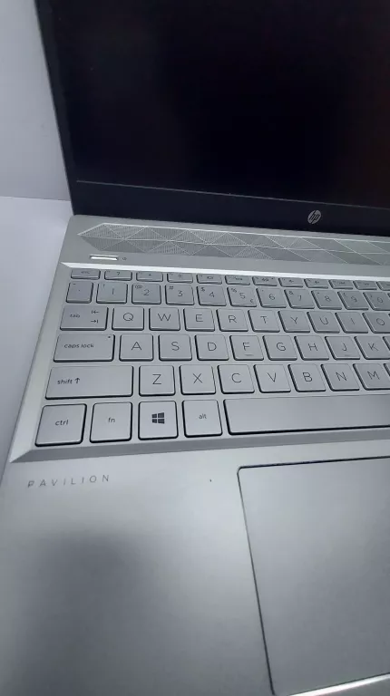 LAPTOP LAPTOP  HP  PAWILON 15-CS3004NW
