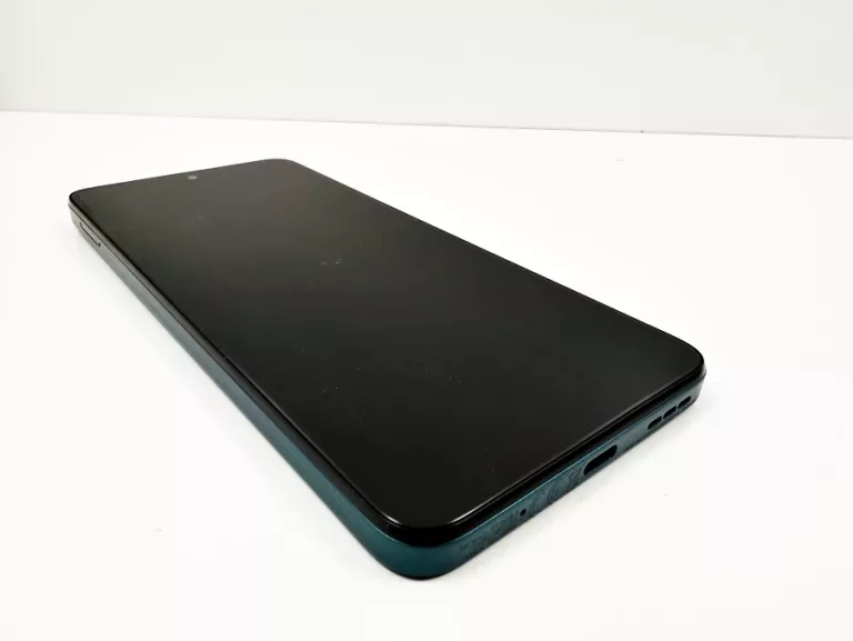 TELEFON MOTOROLA MOTO G05 8/128 GB