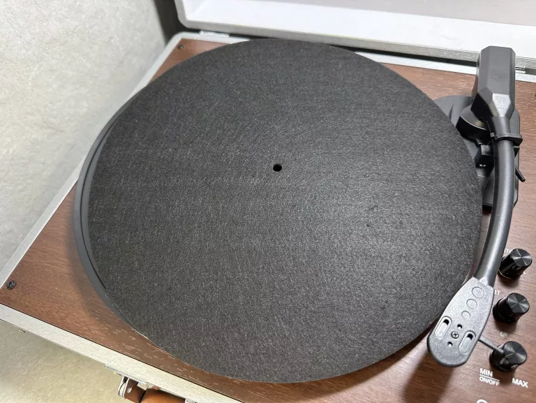 GRAMOFON AUDIZIO RP320 Z USB CZARNY ODTWARZACZ VINYLI