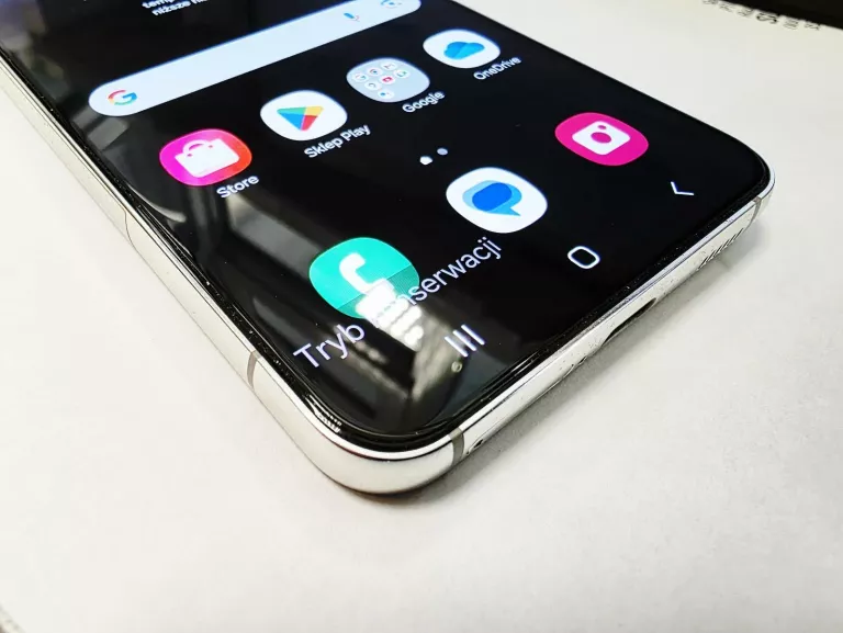 telefon-samsung-galaxy-s22-at-opis-at-ean-gtin-8806092878617