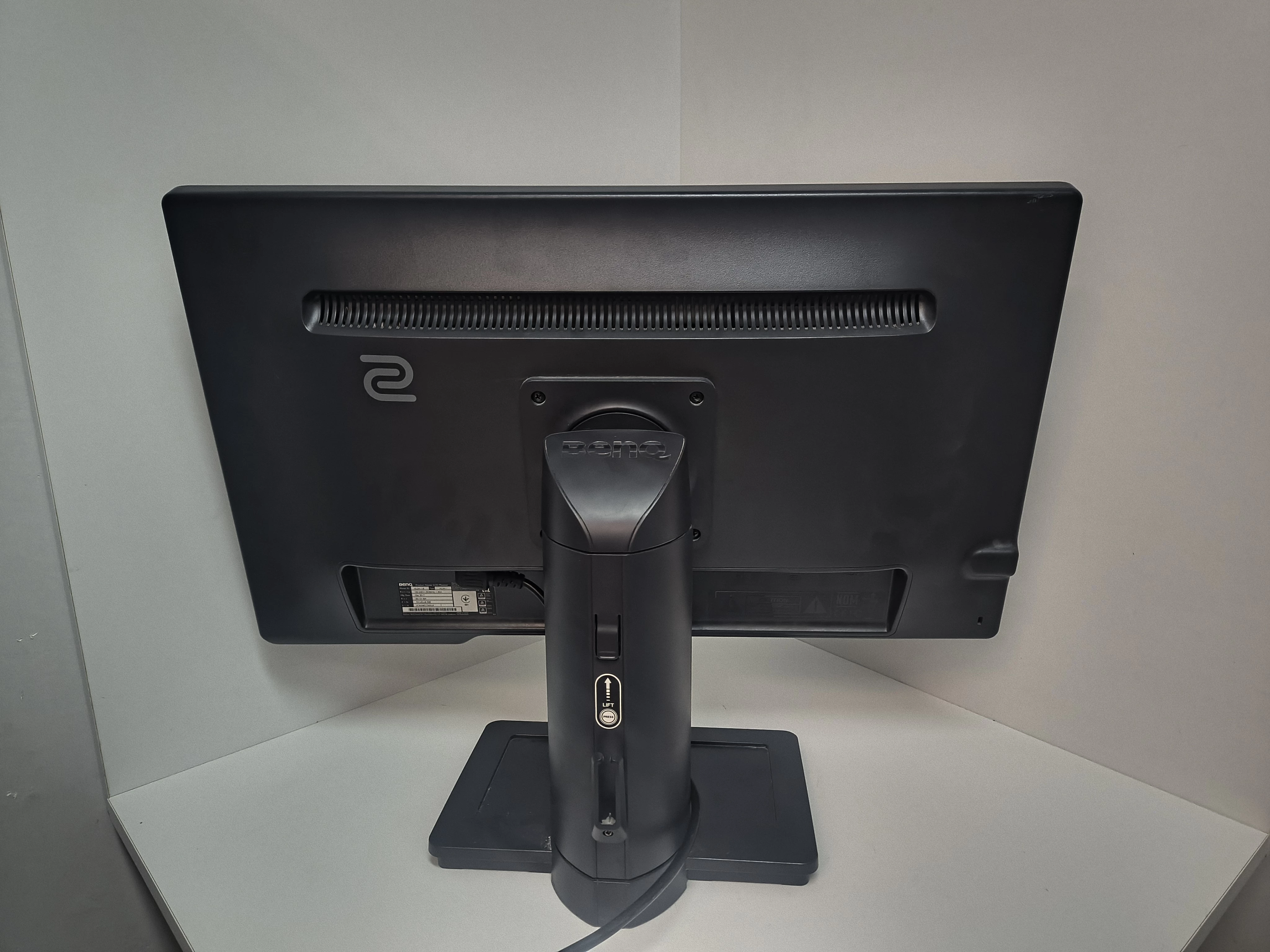 monitor-benq-xl2411-zlacza-206734-1