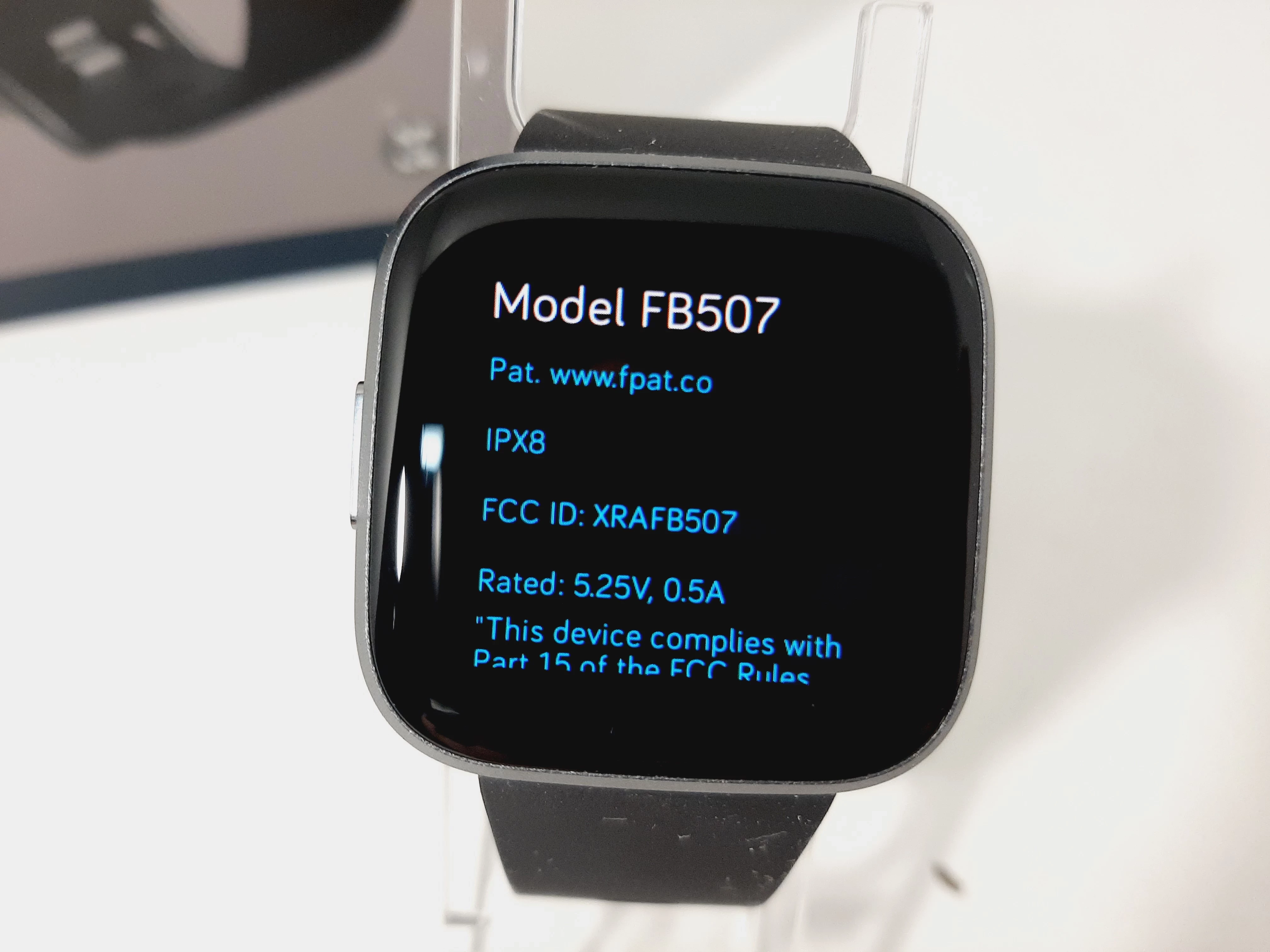 smartwatch-fitbit-versa-2-ean-gtin-0811138036713