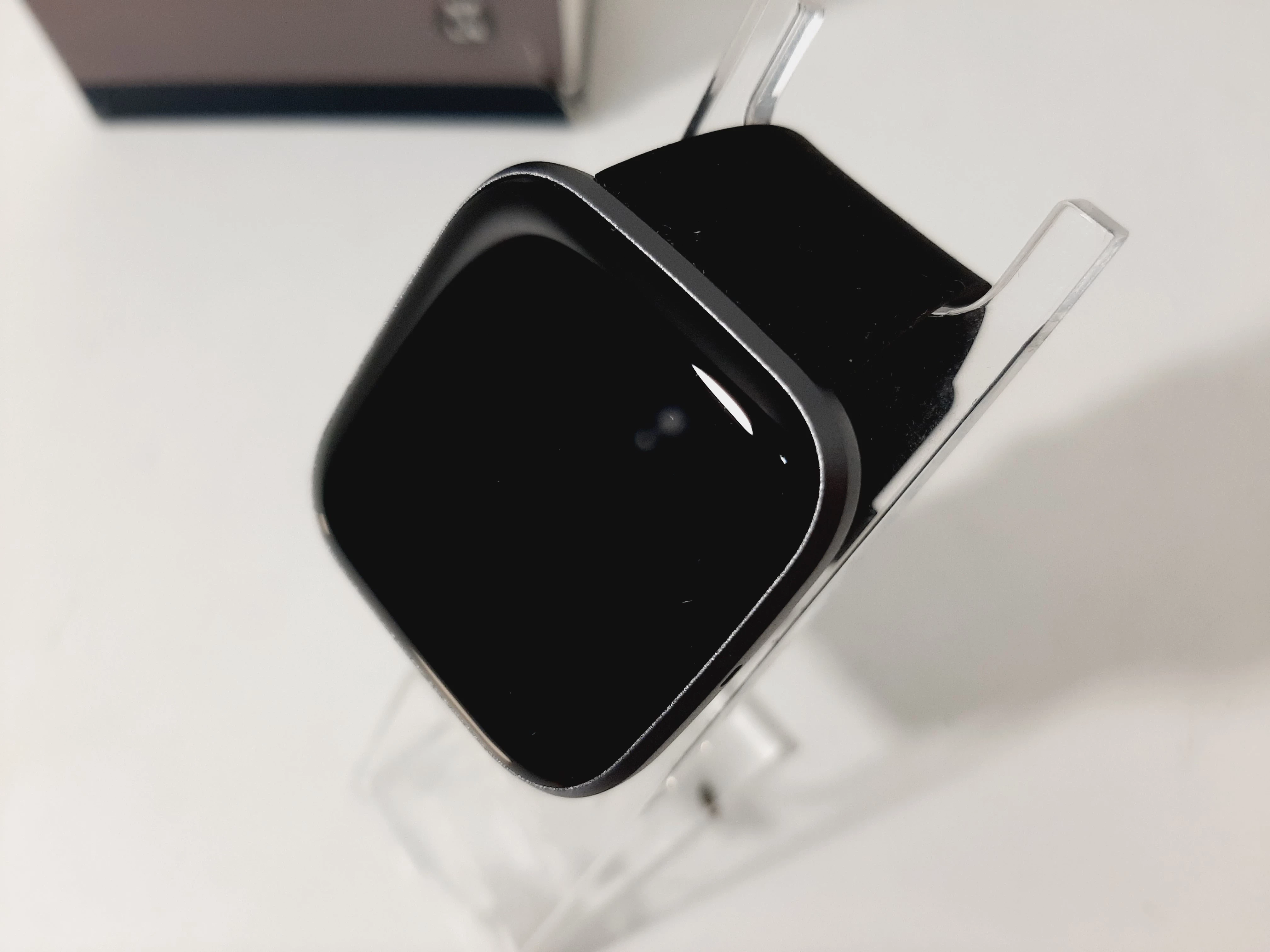 smartwatch-fitbit-versa-2-model-249460-1222939