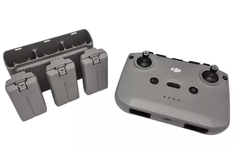 DRON DJI MINI 2 FLY MORE COMBO