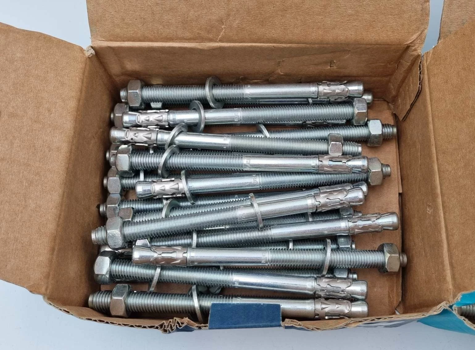 kotwy-do-duzych-obiazen-etanco-baraco-fm753-crack-m1270x170-rodzaj-231549-360901