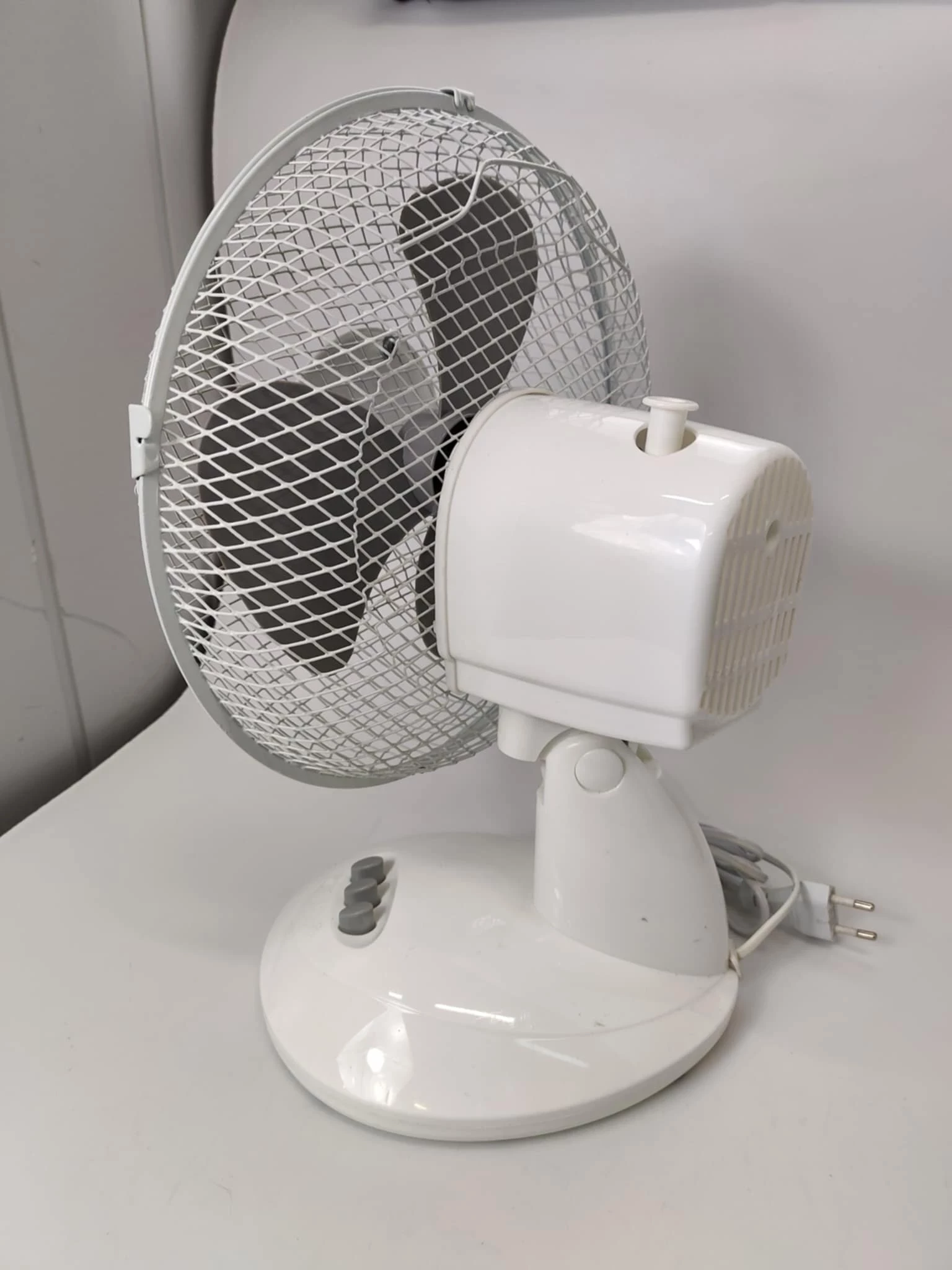 wentylator-stolowy-wiatrak-vesta-etf01-stan-11323-2