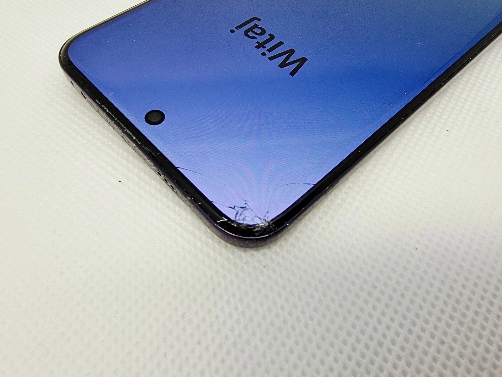 oppo-reno-12-pro-5g-12512gb-przekatna-ekranu-670