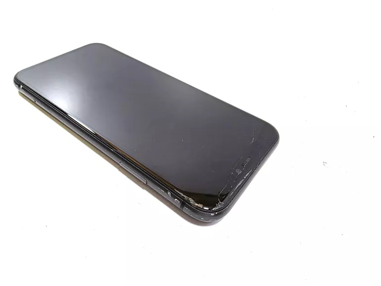TELEFON IPHONE 11 BAT 75%