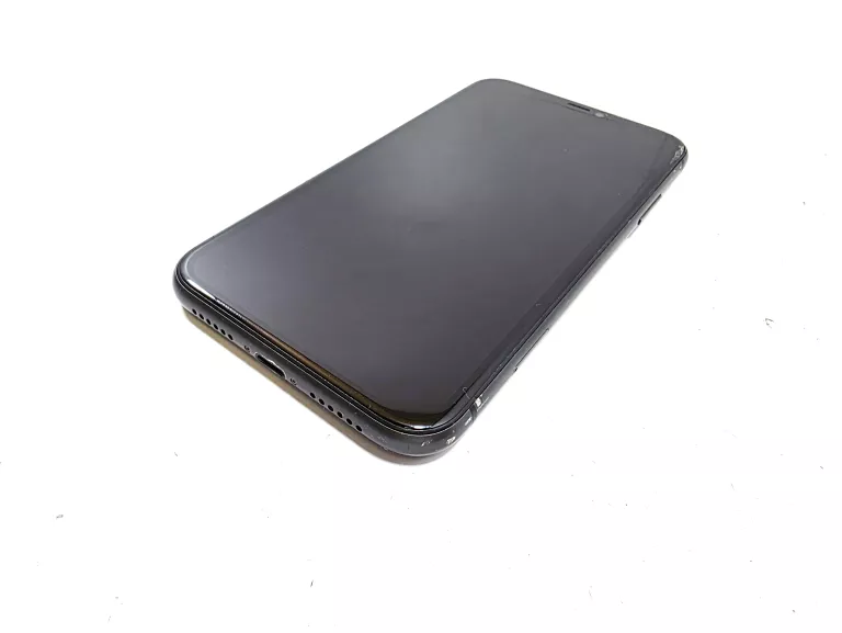 TELEFON IPHONE 11 BAT 75%