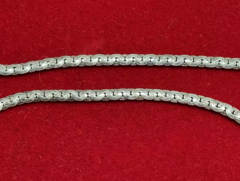 SREBRNY ŁAŃCUSZEK R40CM