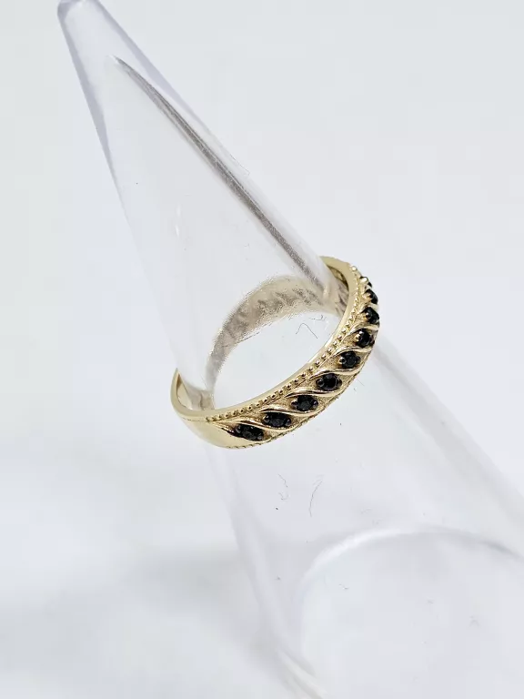ZŁOTY PIERŚCIONEK ONYX 2,12G 585 R:15
