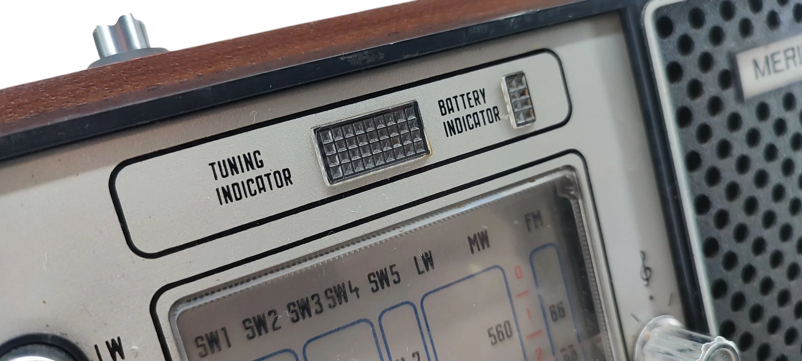 vintage-radio-meridian-211-model-cd2803