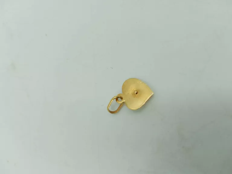 zawieszka-ze-zlota-z-matka-boska-kamien-17088-524288