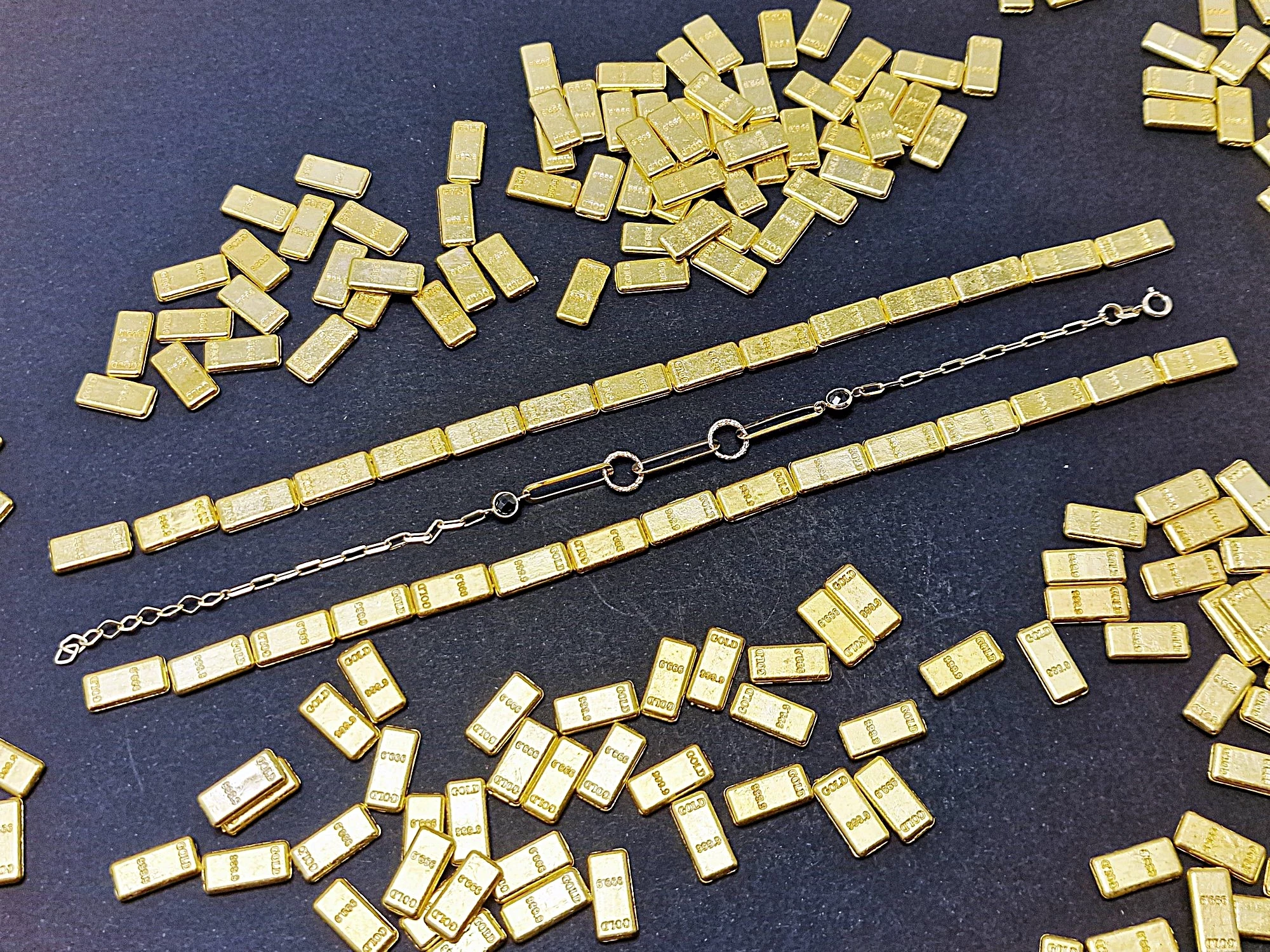 delikatna-zlota-bransoletka-585-202g-19d-1-maja-10-knurow-sj