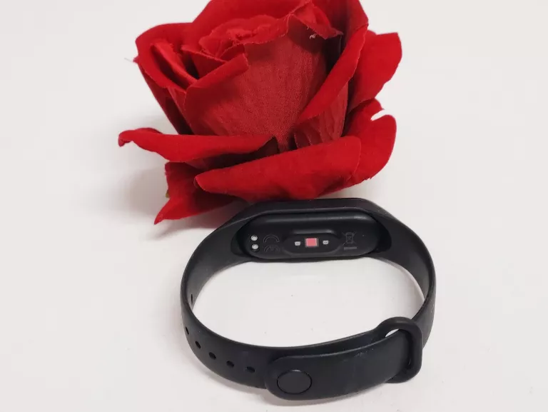 OPASKA SPOROTOWA MI BAND 4  XMSH07HM
