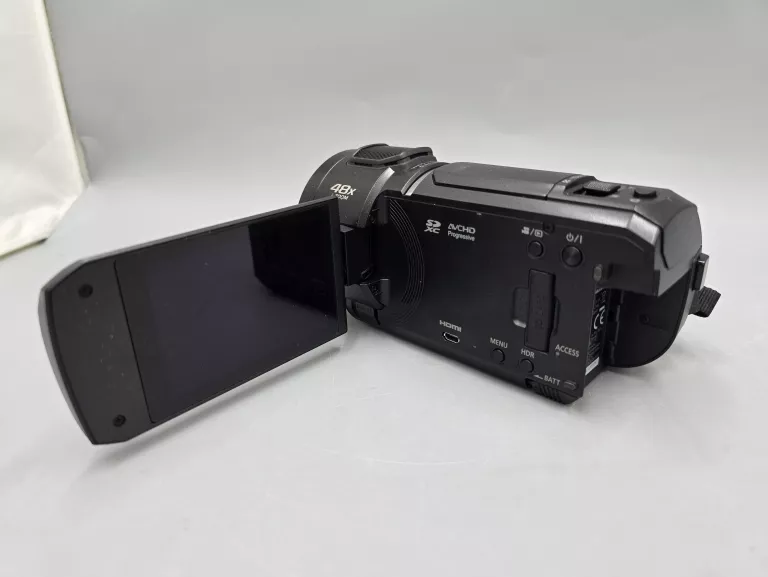 PANASONIC HC-V900 KAMERA CYFROWA HD MATRYCA MOS BSI 1/2,5 KOMPLET NO