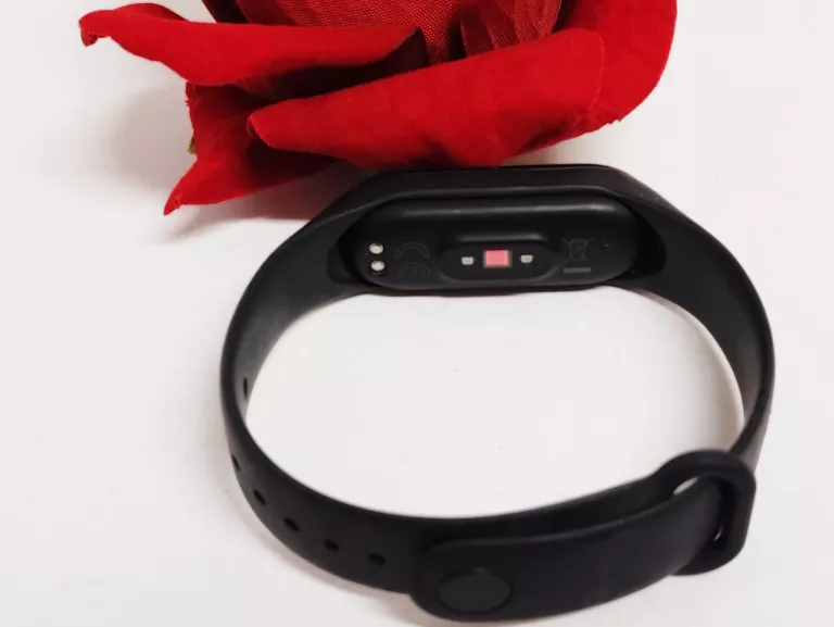 OPASKA SPOROTOWA MI BAND 4  XMSH07HM