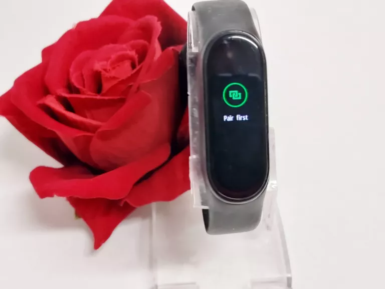 OPASKA SPOROTOWA MI BAND 4  XMSH07HM