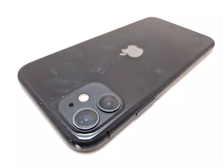 SMARTFON APPLE IPHONE 11 4 GB / 128 GB 4G (LTE) CZARNY 80 % BAT