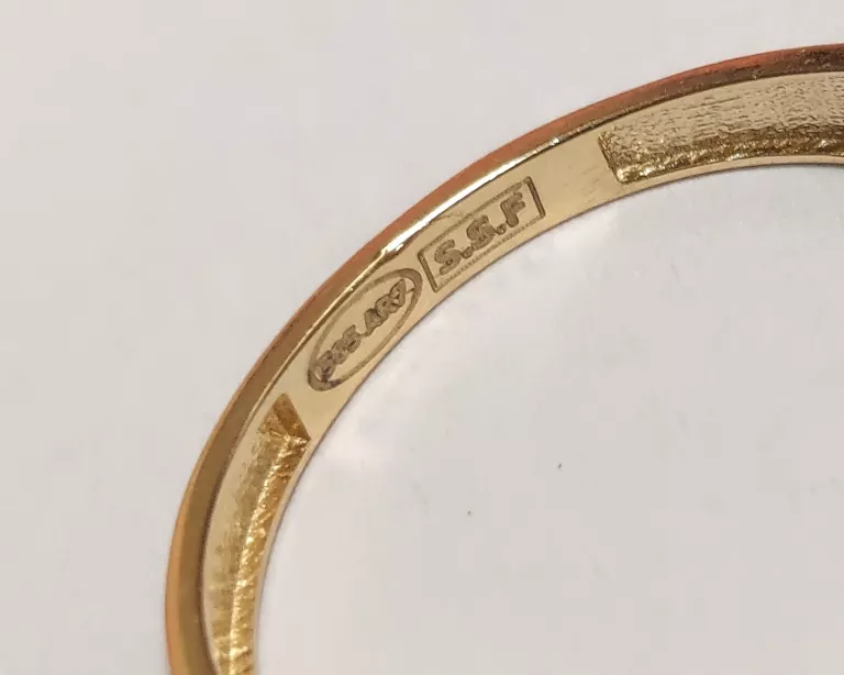 ZŁOTY PIERŚCIONEK OBRĄCZKA Z CYRKONIAMI PR.585 2,30 G R.18