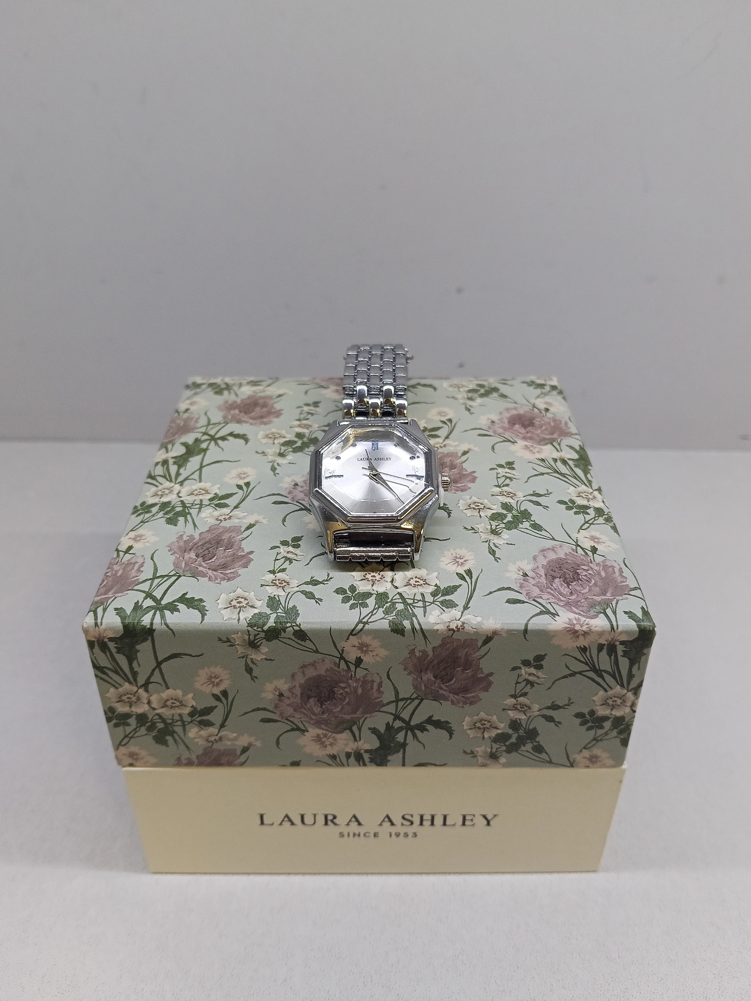 zegarek-damski-laura-ashley-la2130ss-ean-gtin-4047014442736