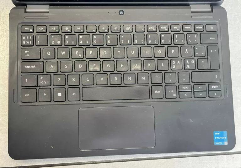 LAPTOP DELL LATITUDE 3120 8GB/WINDOWS 11 HOME