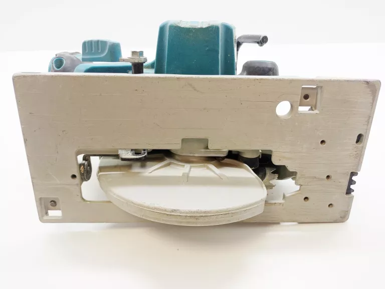 PILARKA MAKITA DHS680