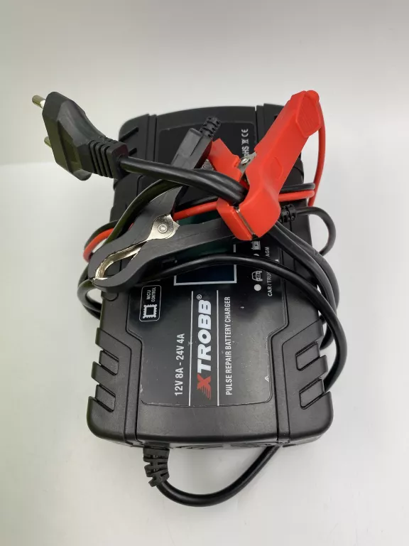 PROSTOWNIK XTROBB 12V 8A - 24V 4A