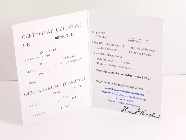 KOLCZYKI BIAŁE ZŁOTO 375 0,62G Z DIAMENTAMI 0,06CT