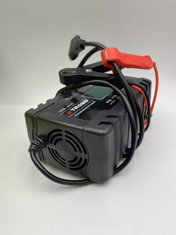 PROSTOWNIK XTROBB 12V 8A - 24V 4A