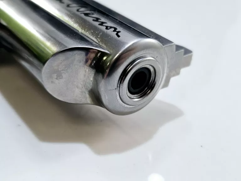 WIATRÓWKA REWOLWER DAN WESSON 8" CO2, 4,5 MM (.177) 17G57141