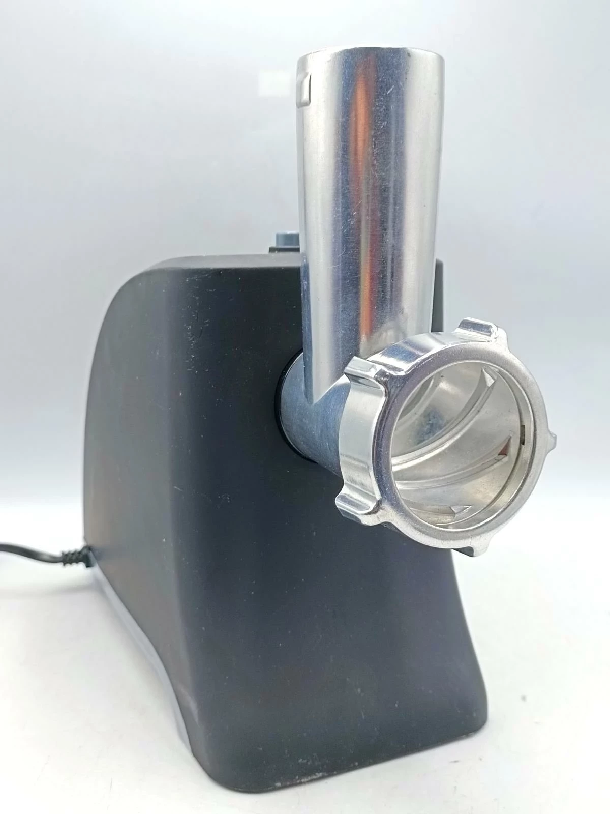 maszynka-do-mielenia-hoffen-mg-6129-15-500w-wydajnosc-mielenia-000