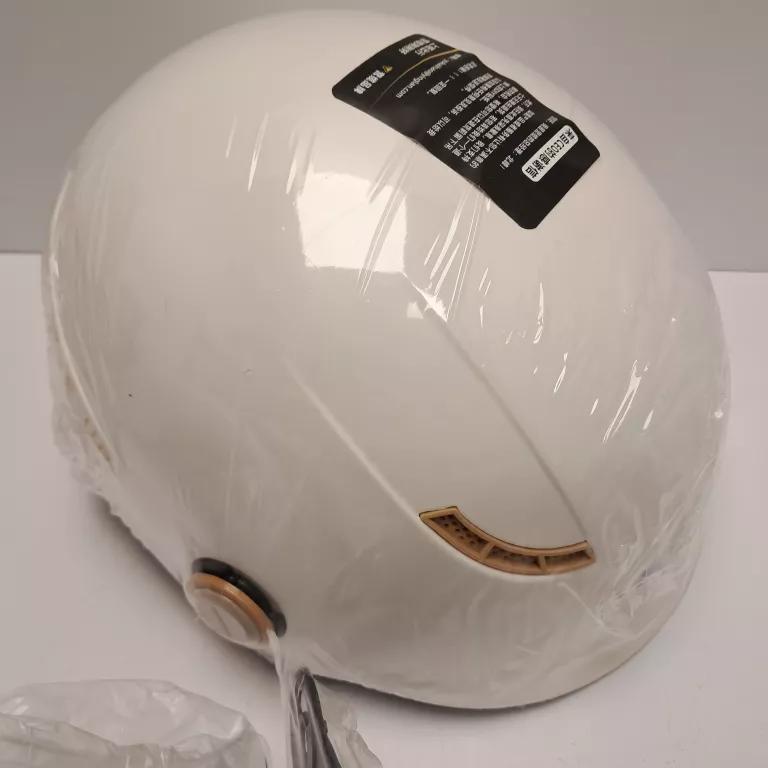 KASK DO JAZDY KONNEJ