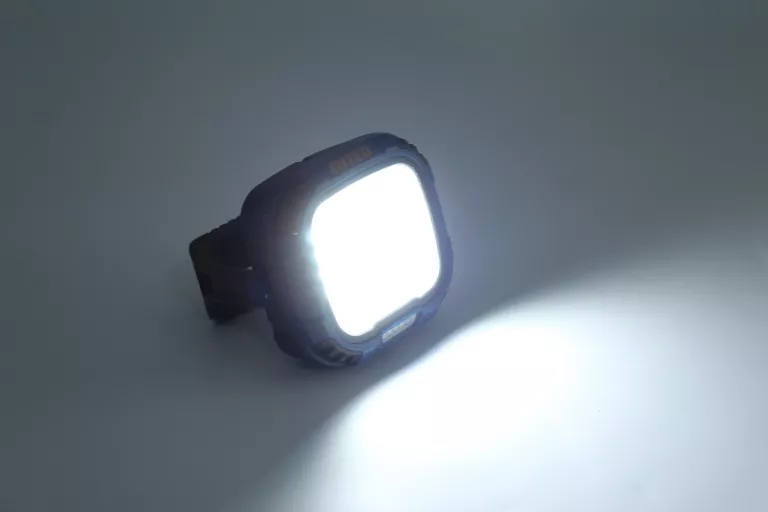 LAMPA WARSZTATOWA NITEO