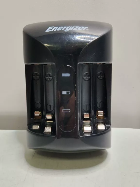 ŁADOWARKA ENERGIZER PRO DO AKUMULATORKÓW AAA R3 AA R6