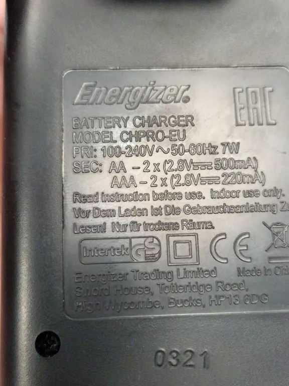 ŁADOWARKA ENERGIZER PRO DO AKUMULATORKÓW AAA R3 AA R6