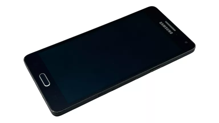SMARTFON SAMSUNG GALAXY A5 2 GB / 16 GB 4G (LTE) CZARNY
