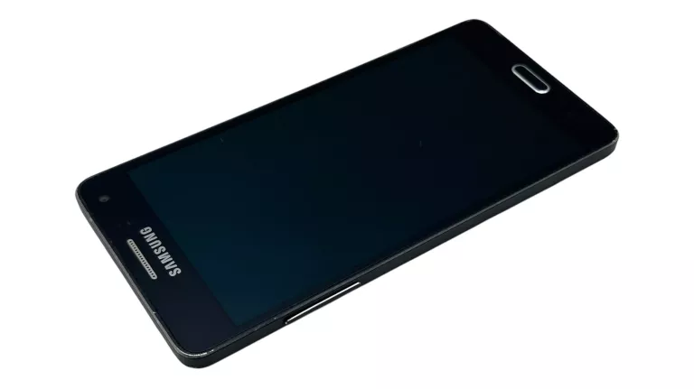 SMARTFON SAMSUNG GALAXY A5 2 GB / 16 GB 4G (LTE) CZARNY