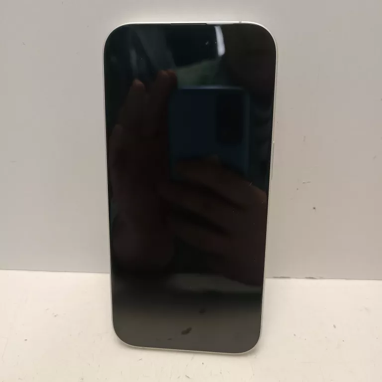 TELEFON IPHONE 16 128GB BATERIA 100%