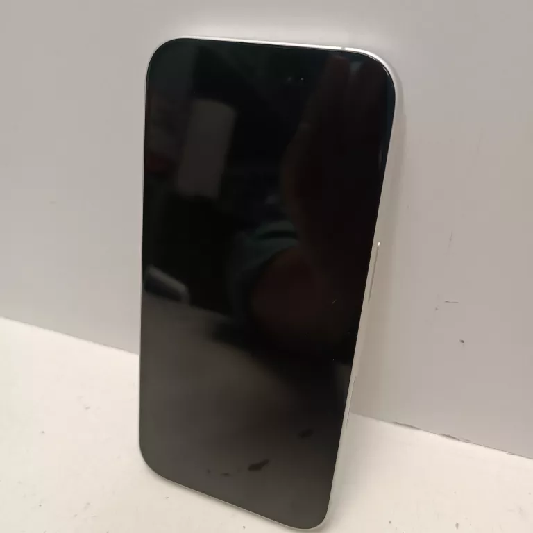 TELEFON IPHONE 16 128GB BATERIA 100%