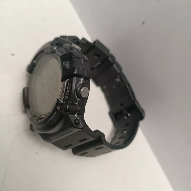 ZEGAREK CASIO AE-1500WH 10BAR