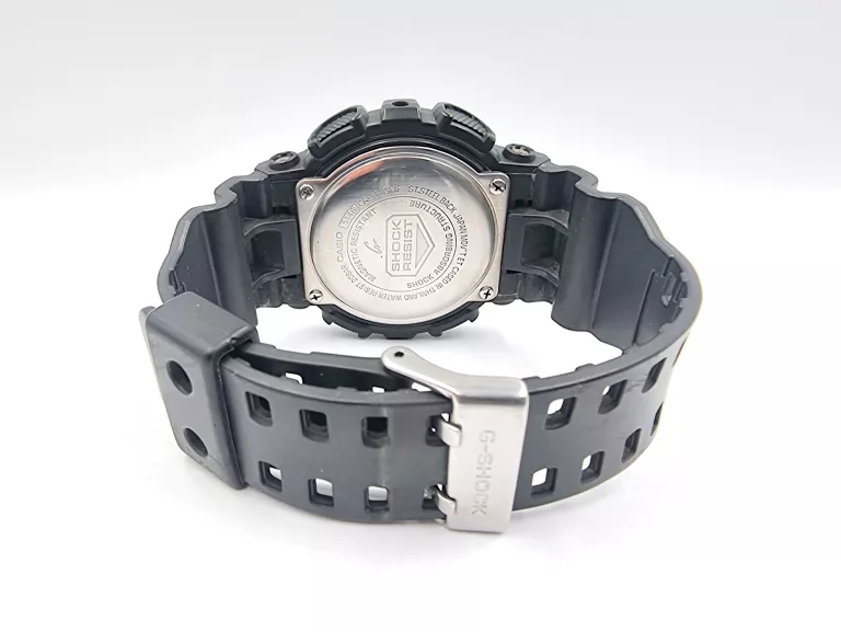 ZEGAREK CASIO GA-110MF