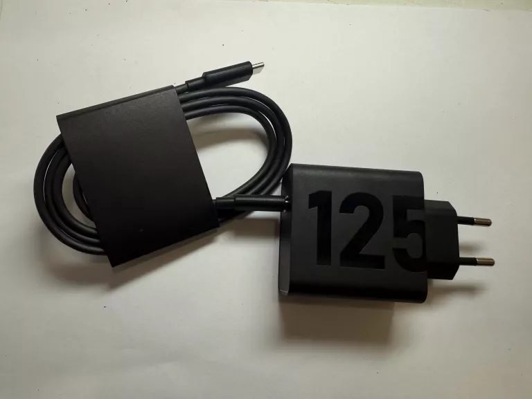 ŁADOWARKA MOTOROLA 125W